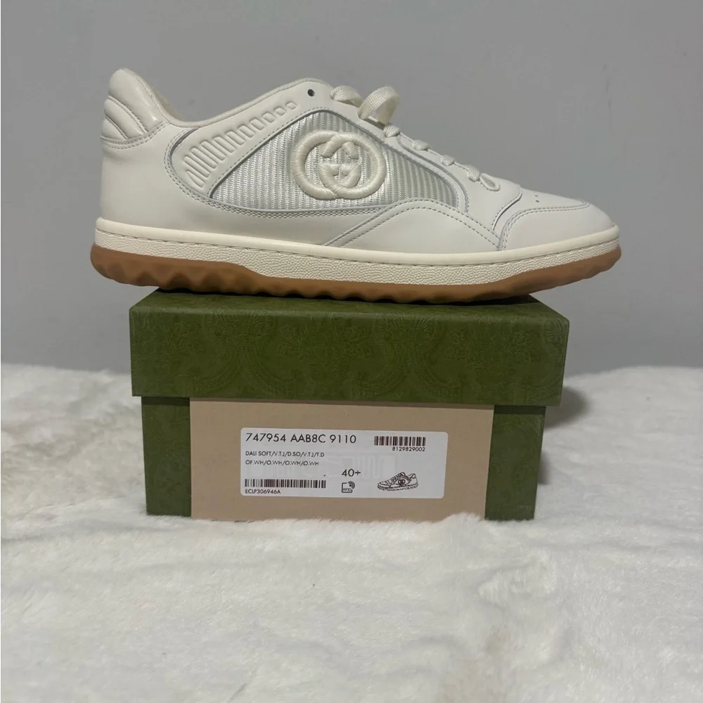 Gucci Cream White Leather Low-Top Sneakers with Gum Sole